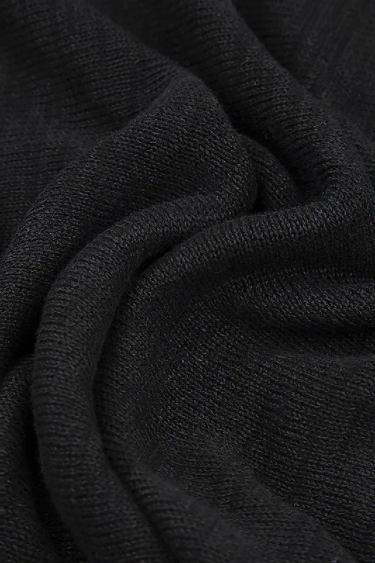 Pinhole Lines Décor Black Linen Jumper