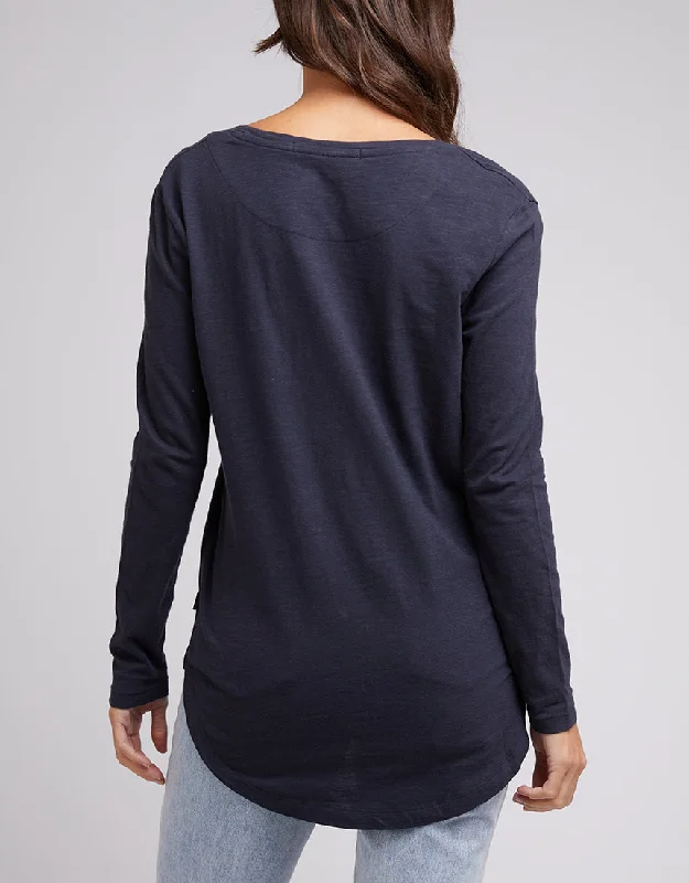 Silent Theory Marvelous L/S Tee Navy